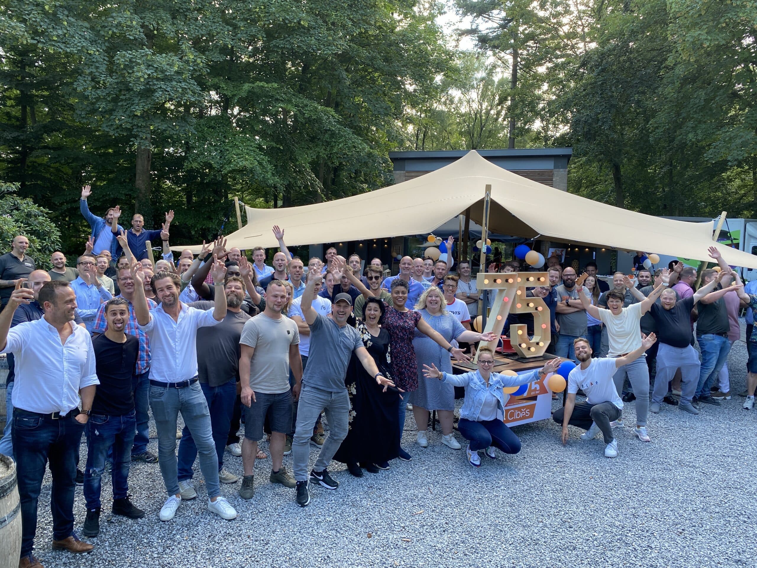 Team van Aesy Liften