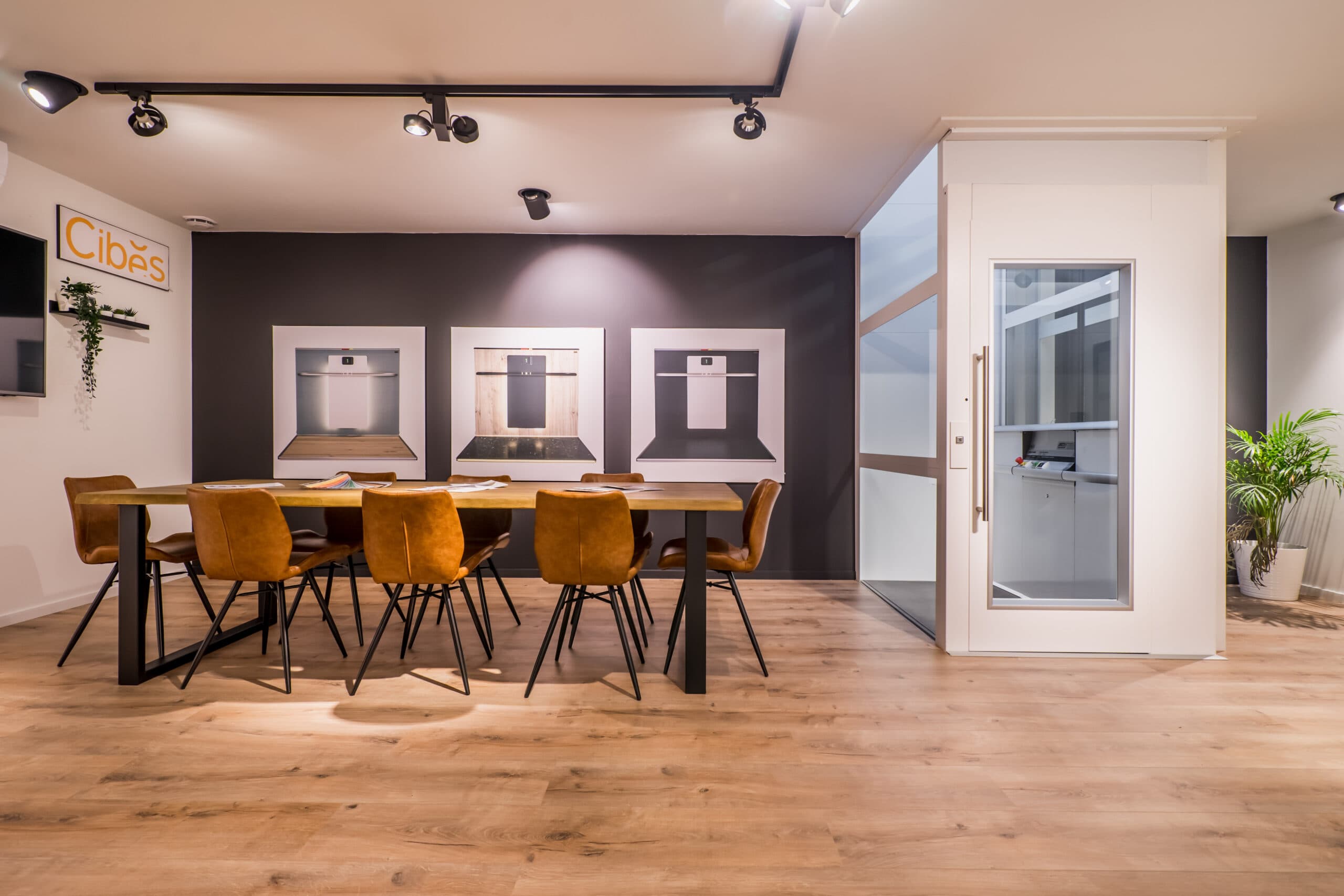 showroom aesy liften